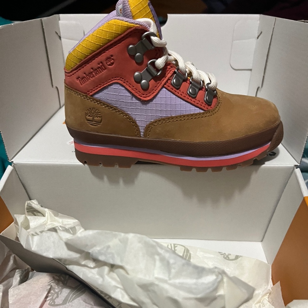 New toddler timberland boots